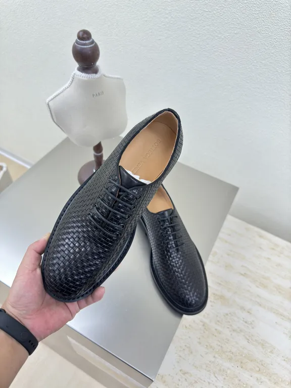 Bottega Veneta Shoe 